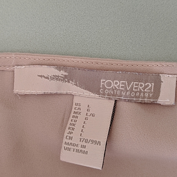 2/$20 Forever 21 long sleeve v neck blouse - Picture 4 of 4